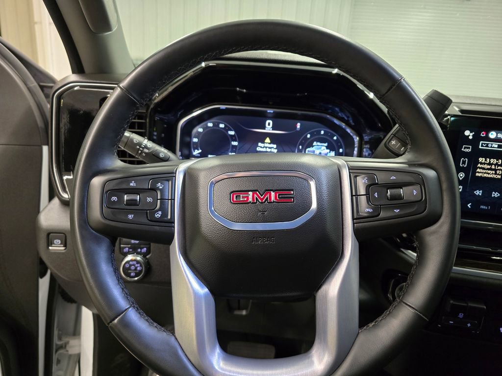 Used 2025 GMC Sierra 2500 SLE w/ SLE Value Package; AWD/4WD image 22