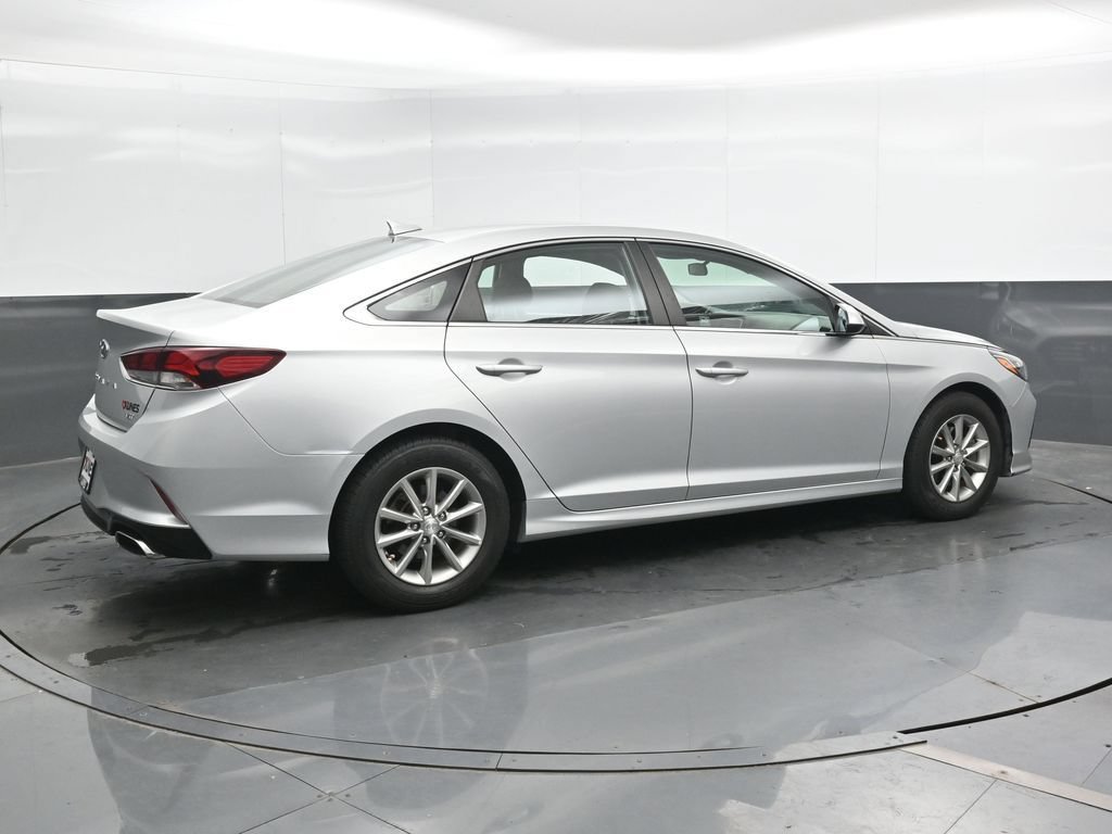 Used 2018 Hyundai Sonata ECO FWD image 4