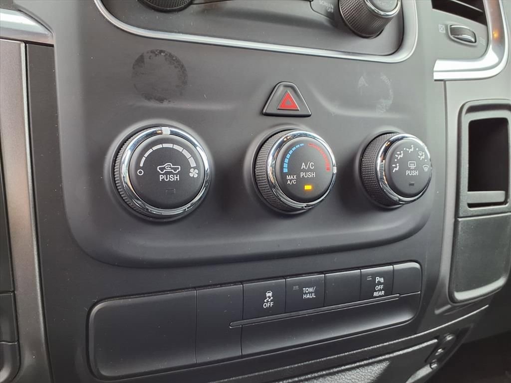 Used 2024 RAM 1500 Classic Warlock image 7