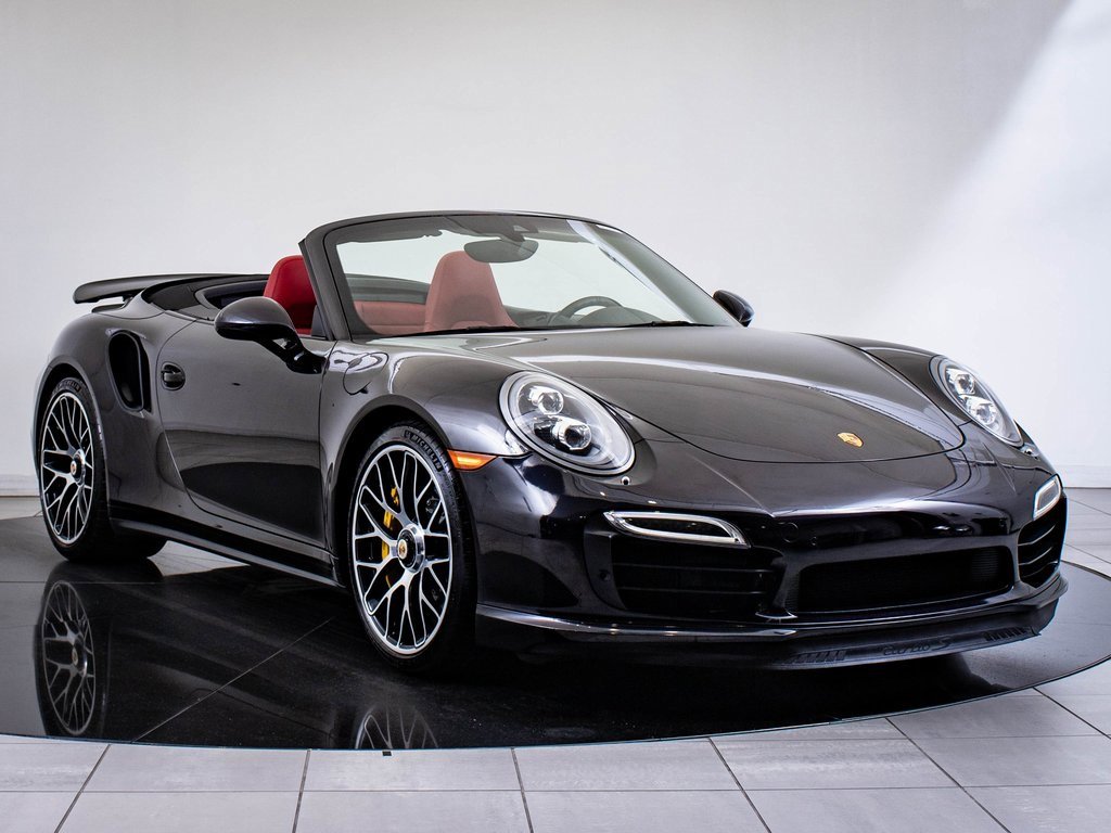 Used 2015 Porsche 911 Turbo S image 9