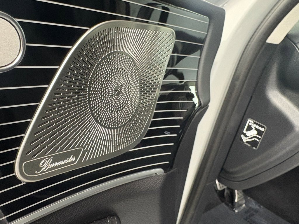 Used 2024 Mercedes-Benz GLS 450 4MATIC image 7