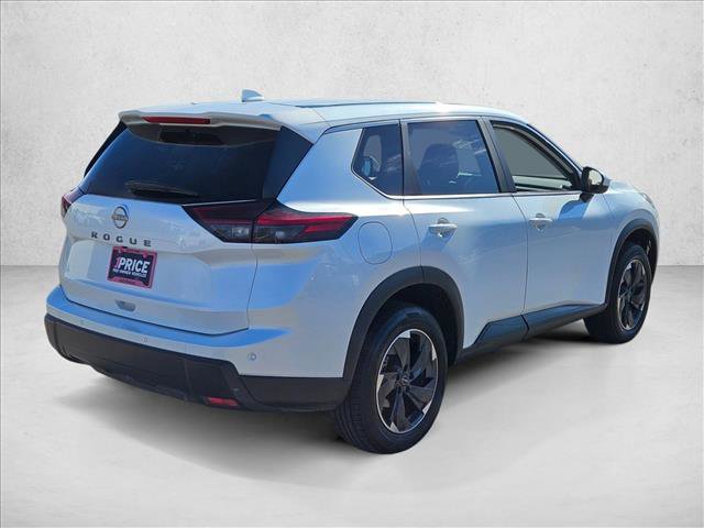 Used 2025 Nissan Rogue SV image 5
