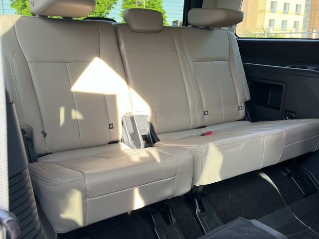 Used 2022 Ford Expedition XLT image 24