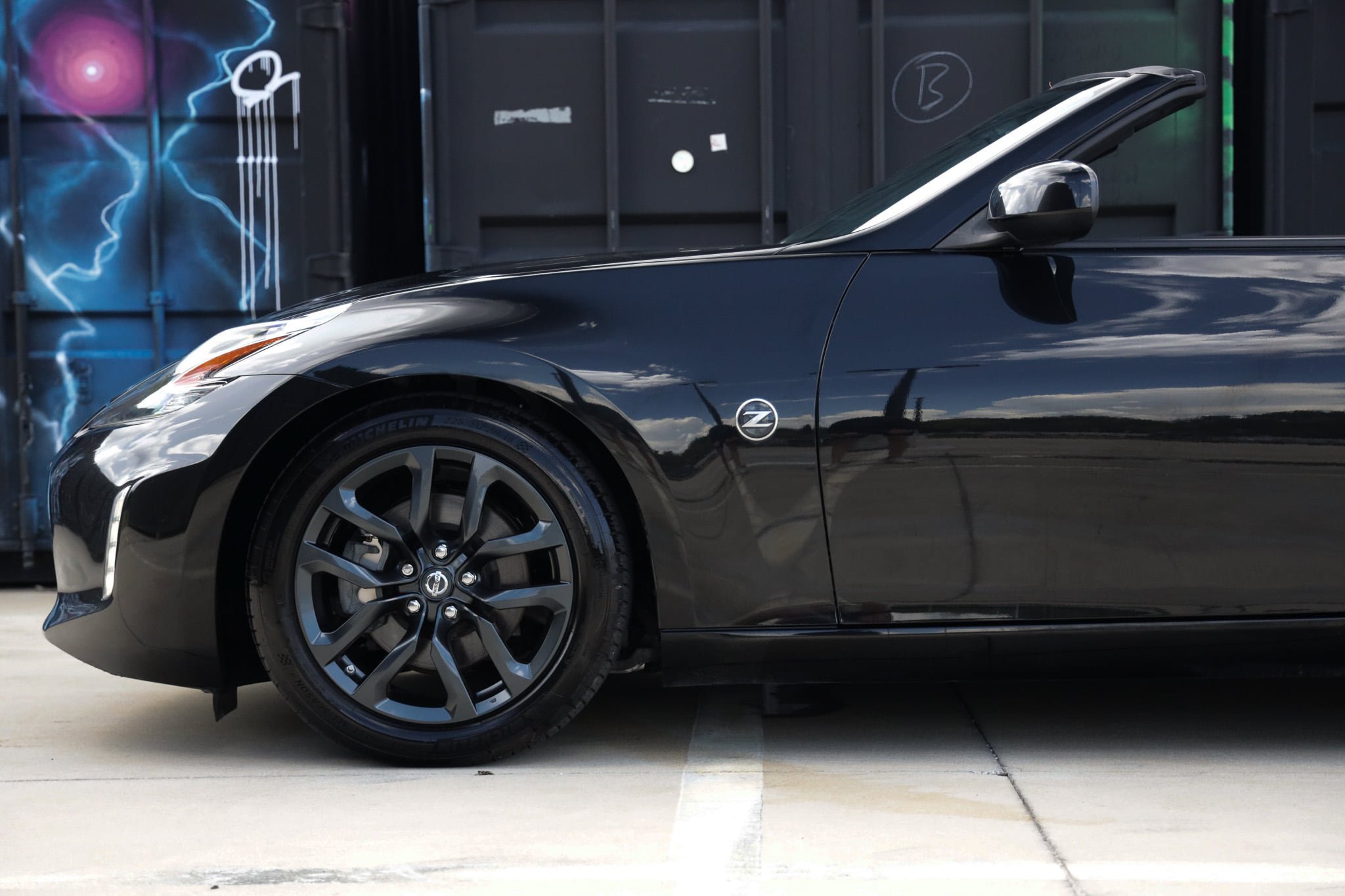 Used 2019 Nissan 370Z Touring RWD image 29