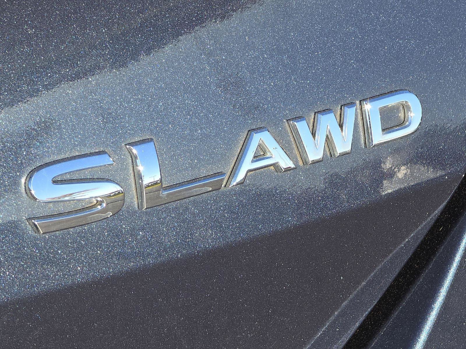 Used 2015 Nissan Rogue SL AWD/4WD image 4