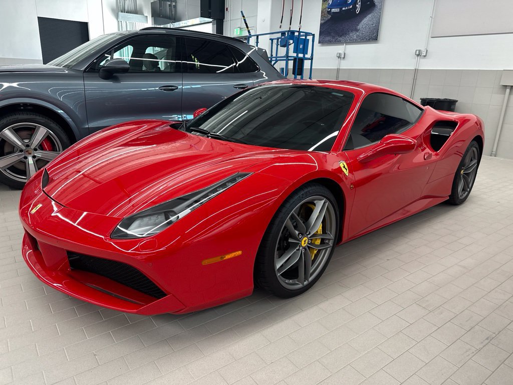 Used 2019 Ferrari 488 GTB RWD image 1