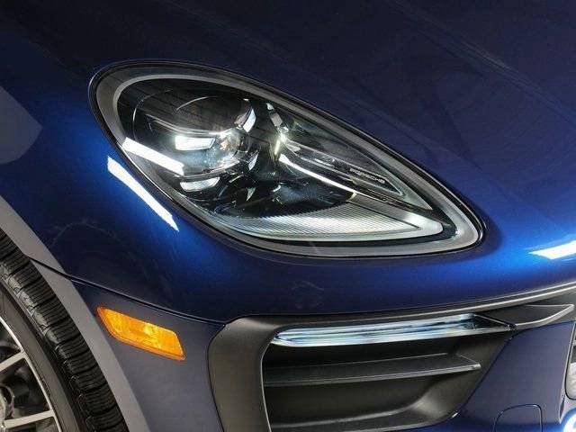 New 2026 Porsche Macan AWD/4WD image 33