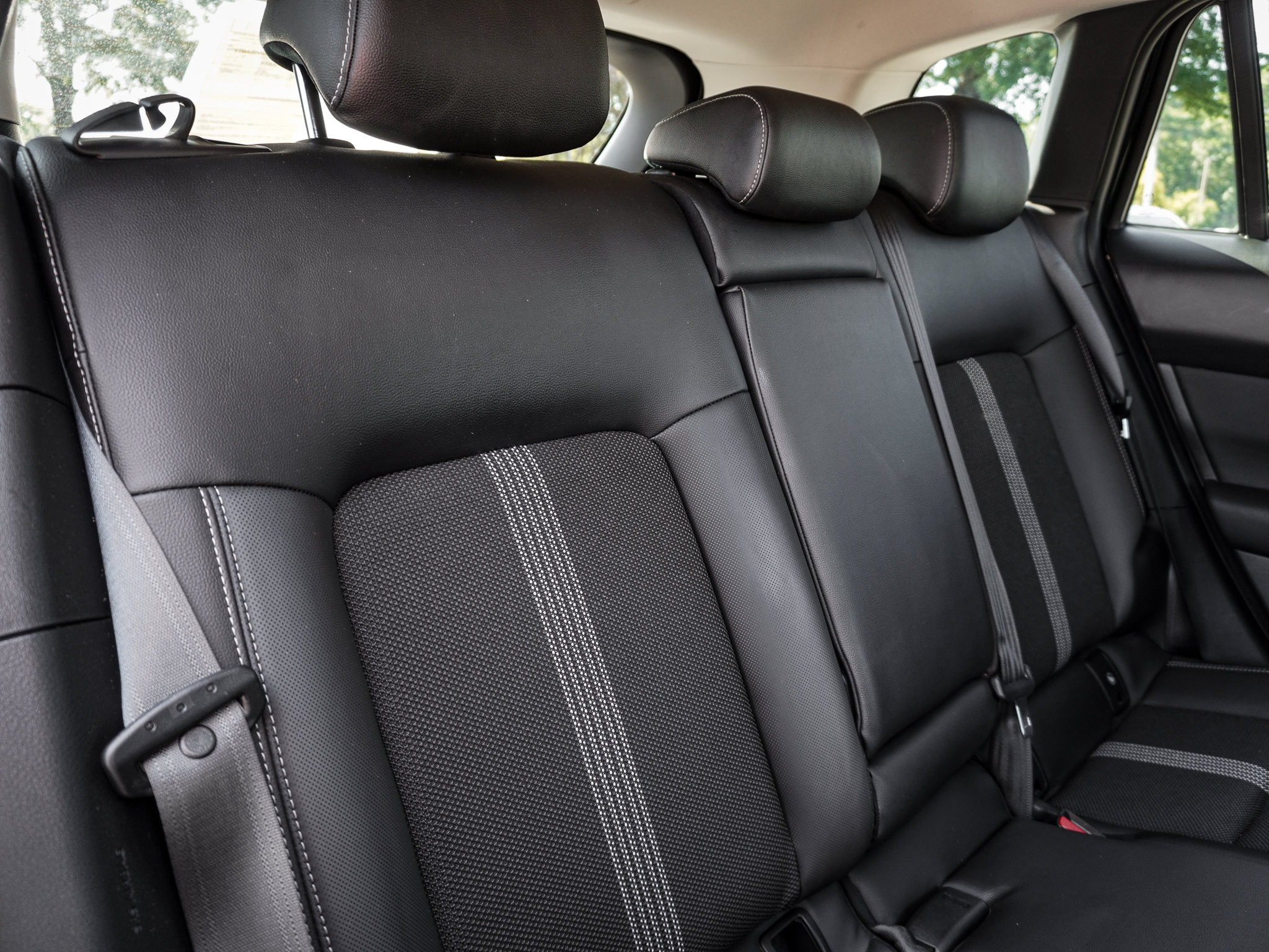 Certified 2025 MAZDA CX-50 AWD 2.5 S w/ Cargo Package image 33