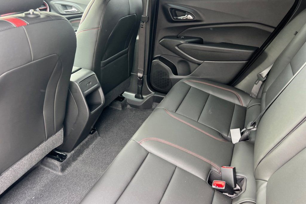 New 2026 Chevrolet Trax RS w/ Driver Confidence Package image 9