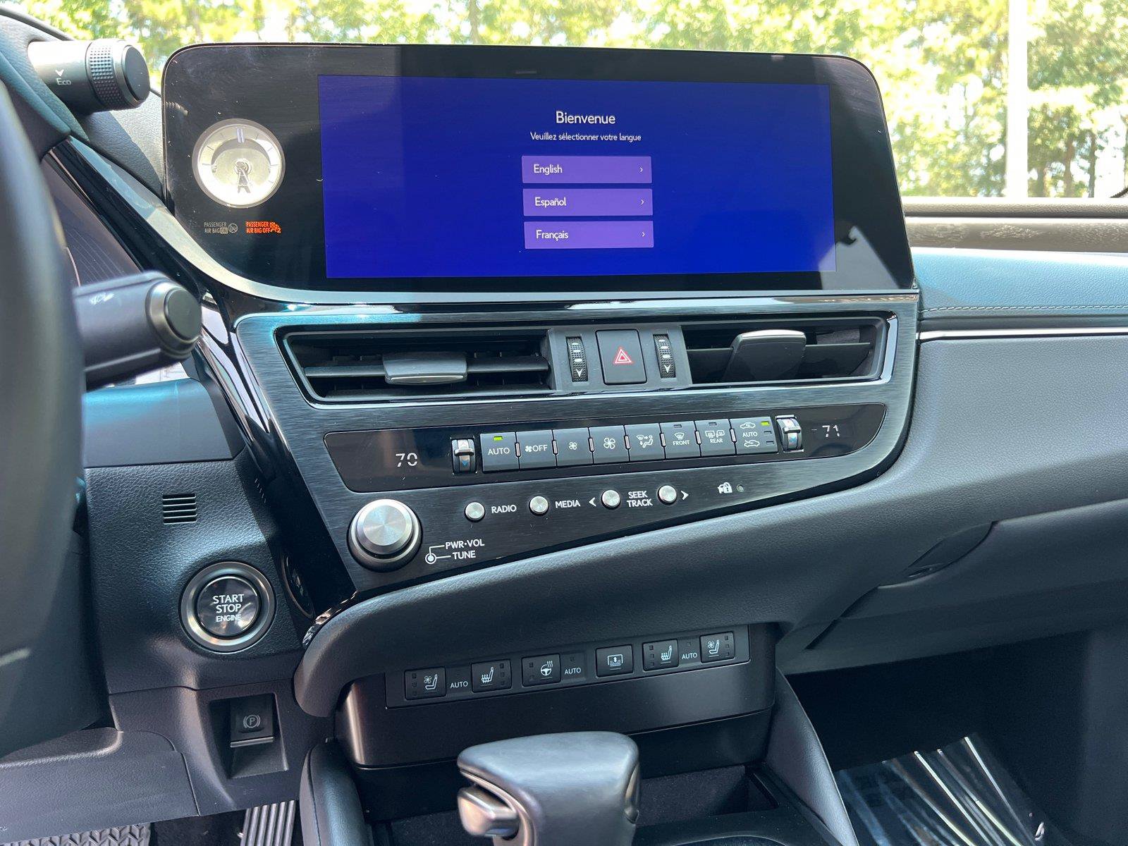 Certified 2024 Lexus ES 350 Ultra Luxury w/ Accessory Package (Z2) FWD image 29