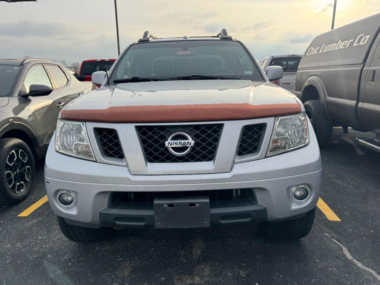 Used 2012 Nissan Frontier PRO-4X w/ Pro-4x Luxury Pkg image 2