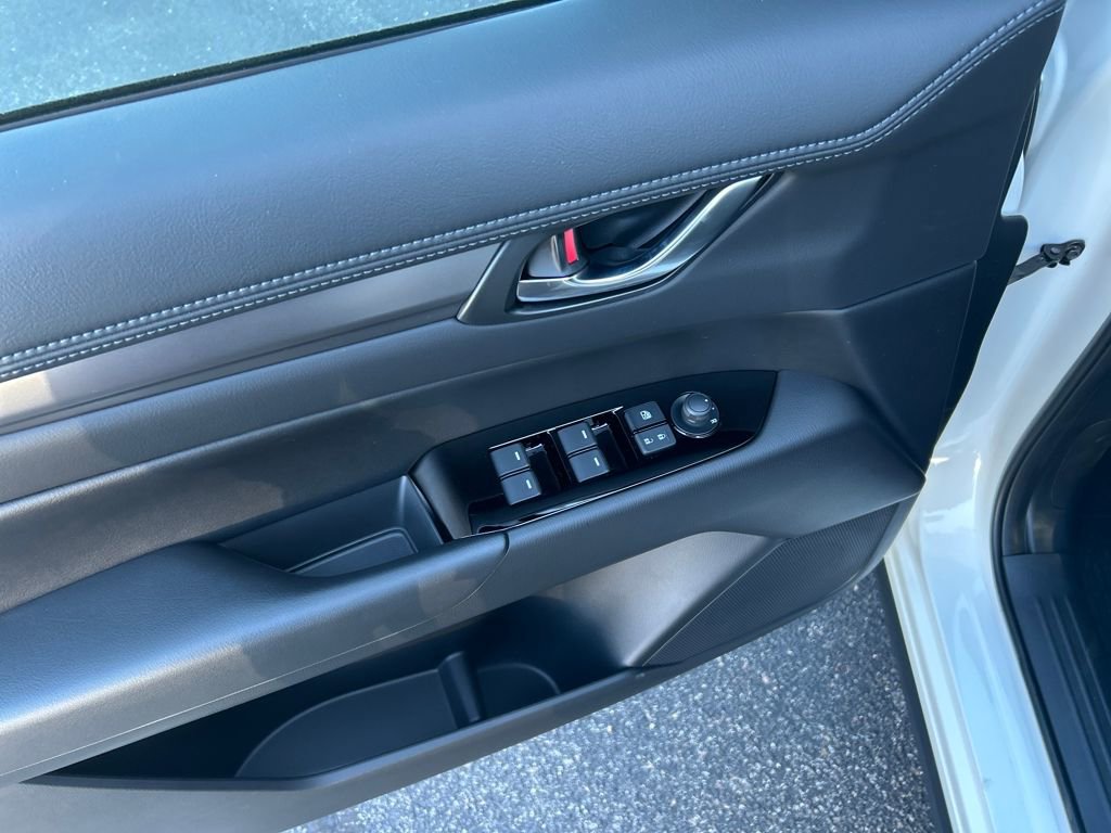 New 2025 MAZDA CX-5 AWD 2.5 S w/ Preferred Package image 15