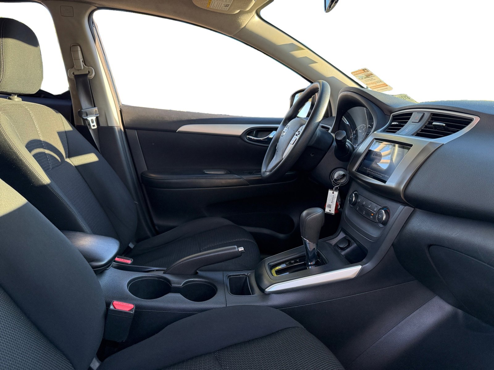 Used 2016 Nissan Sentra S image 14