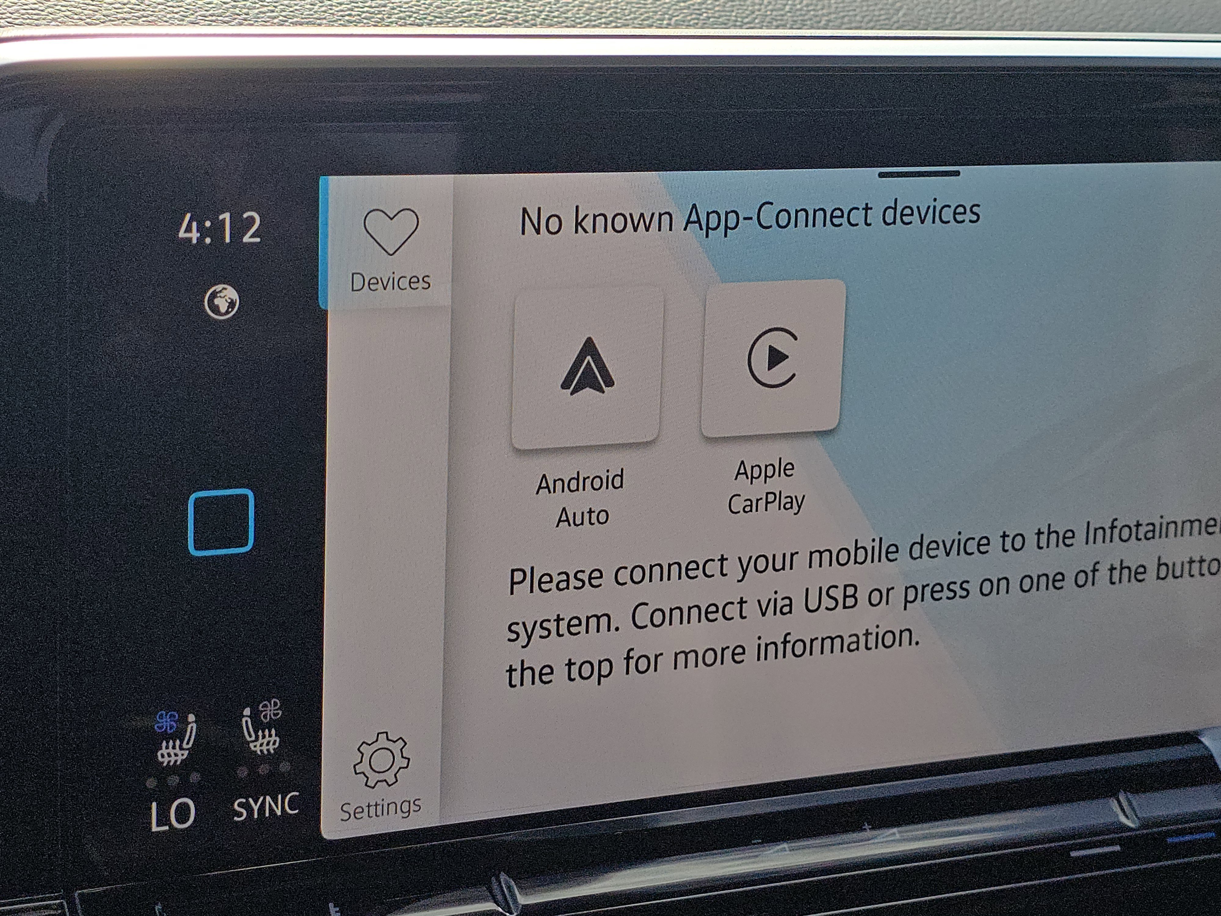 New 2026 Volkswagen Atlas Cross Sport SEL R-Line image 11