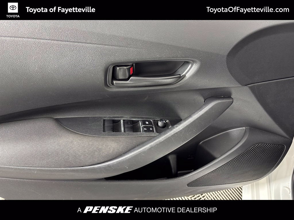 Used 2024 Toyota Corolla LE FWD image 29