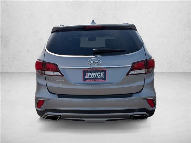 Used 2017 Hyundai Santa Fe SE FWD image 7