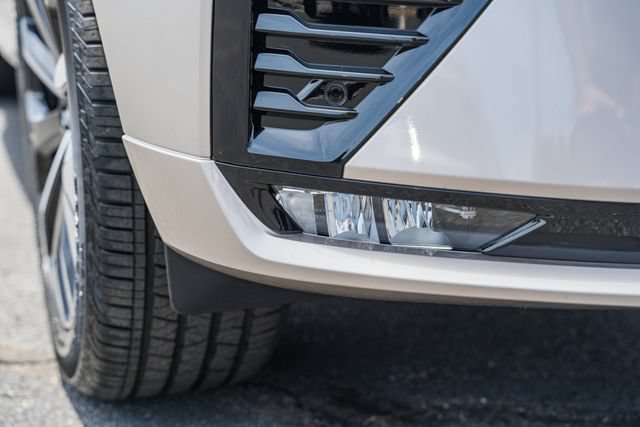 New 2026 Volvo XC60 B5 Plus w/ Protection Package Premier AWD/4WD image 15