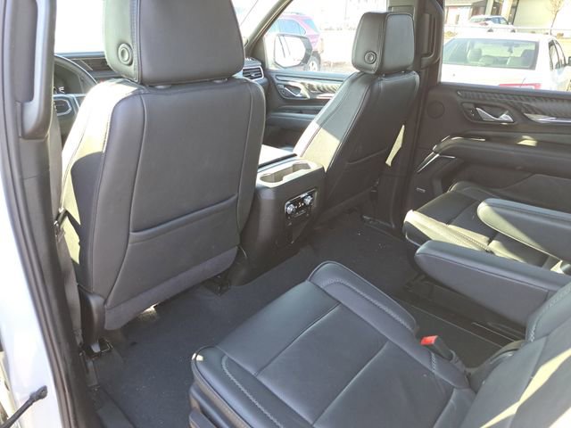 Used 2024 GMC Yukon Denali image 9