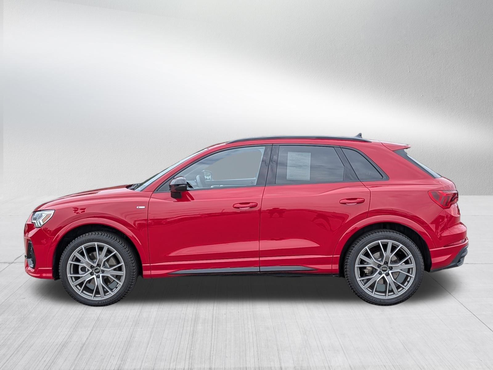 Certified 2025 Audi Q3 2.0T Premium Plus AWD/4WD image 4
