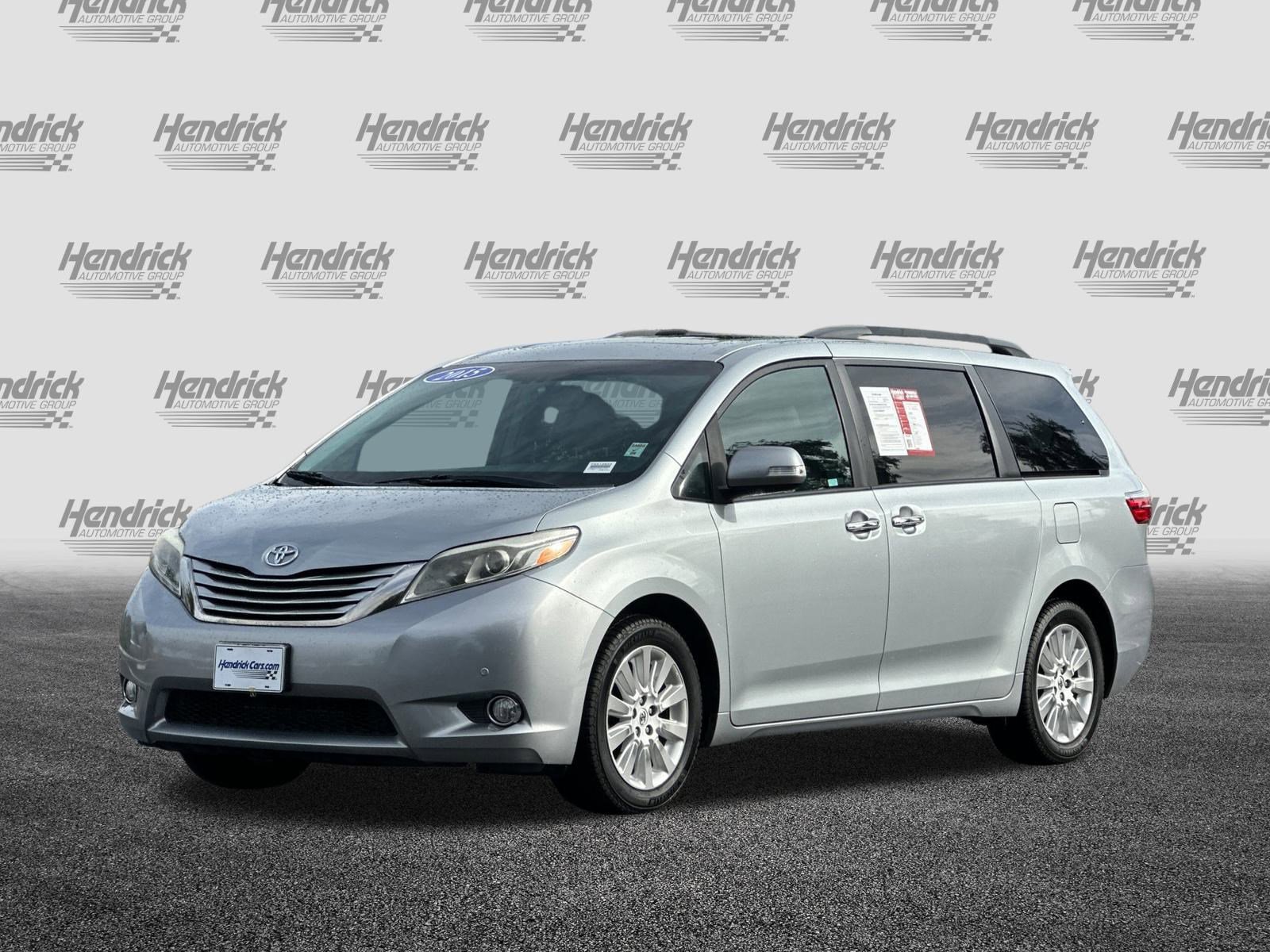Used 2015 Toyota Sienna Limited Premium image 9
