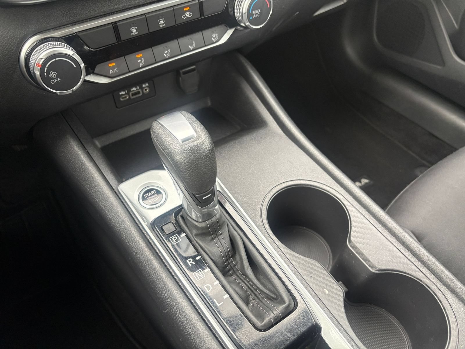 Used 2025 Nissan Altima 2.5 SV FWD image 35