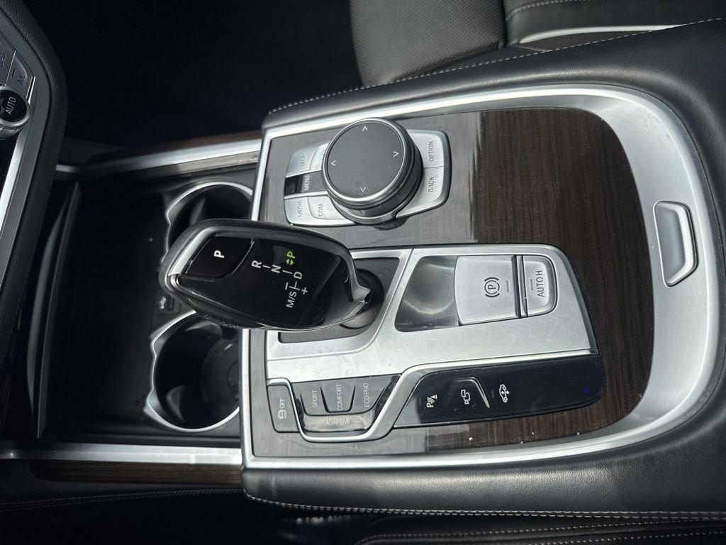 Used 2020 BMW 740i RWD image 28