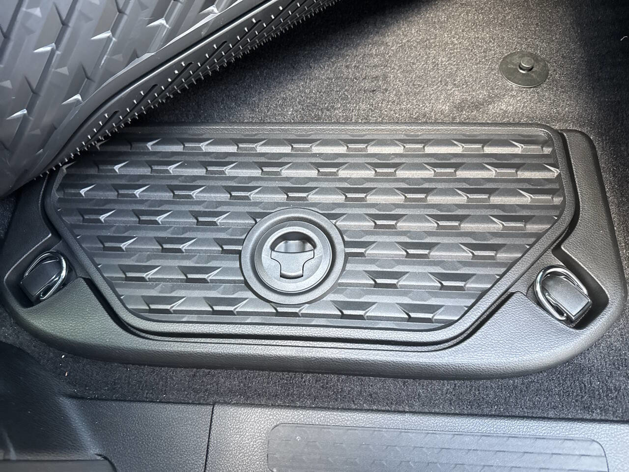 Used 2026 RAM 1500 Laramie w/ Night Edition image 21