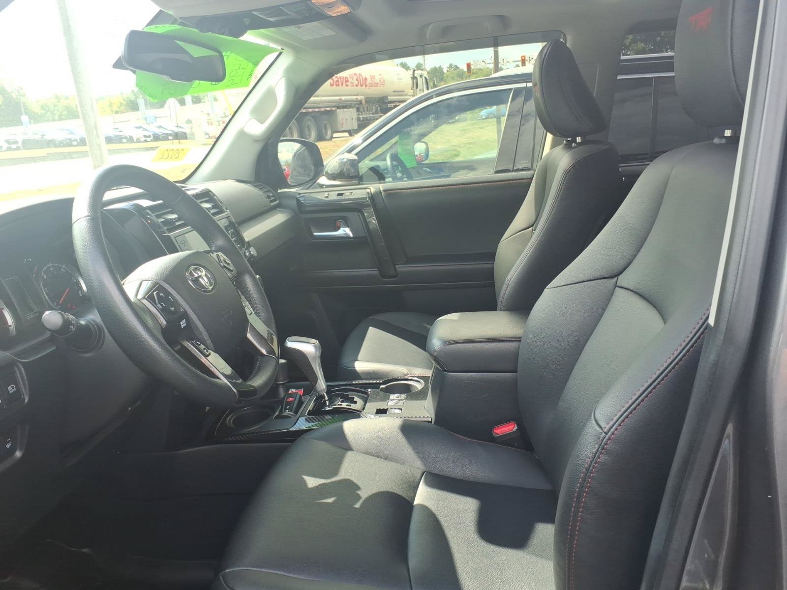Used 2022 Toyota 4Runner TRD Pro AWD/4WD image 7