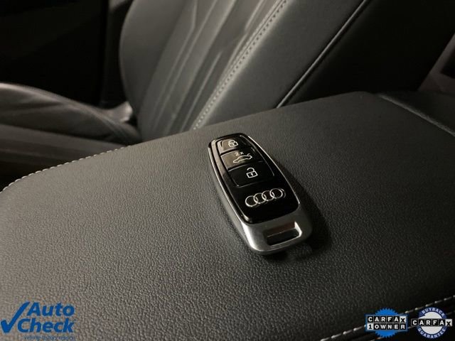 Used 2023 Audi e-tron Premium Plus w/ Premium Plus Package image 95