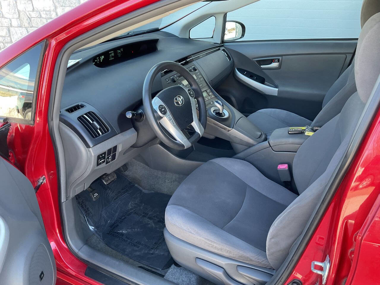 Used 2011 Toyota Prius Three image 14