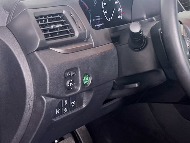 Used 2024 Honda Ridgeline Sport image 12