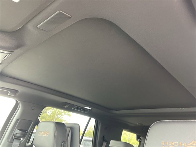 New 2026 Chevrolet Tahoe High Country image 22