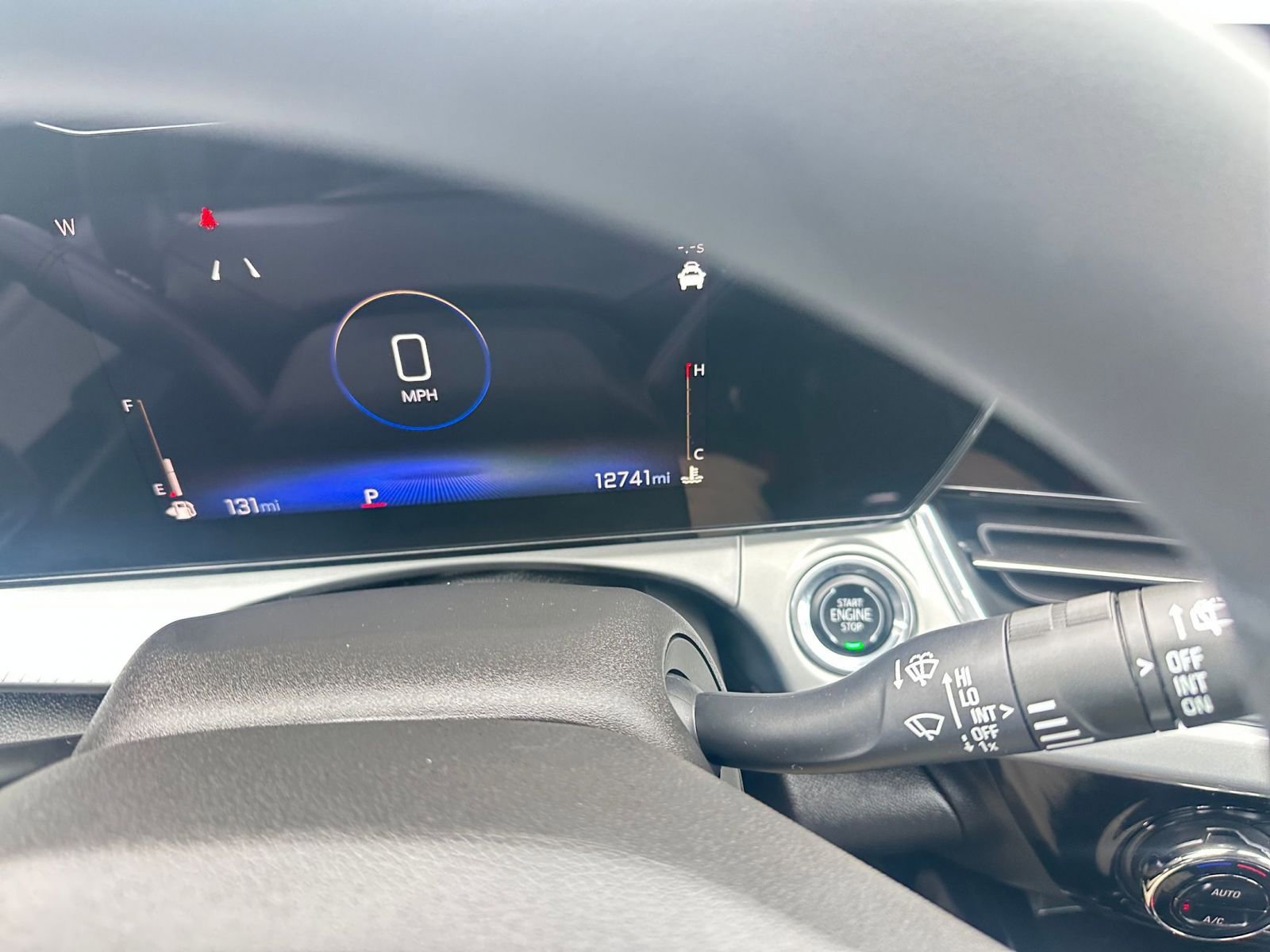 Used 2025 Chevrolet Trax LT image 40