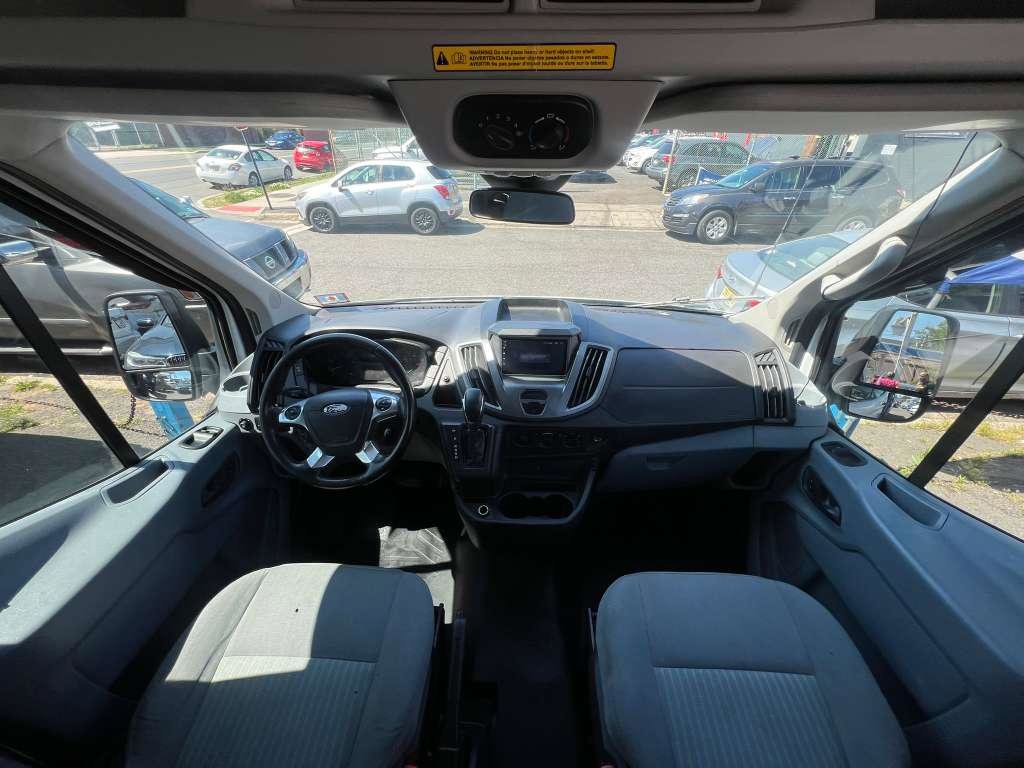 Used 2017 Ford Transit 350 XLT RWD image 30