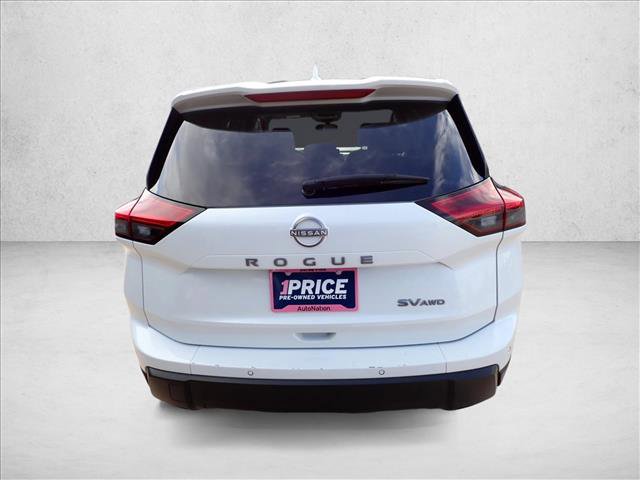 Used 2024 Nissan Rogue SV video 3
