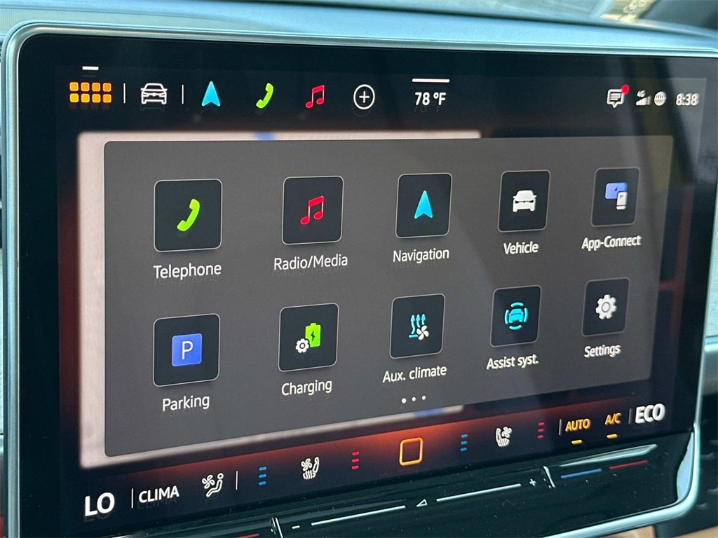 New 2025 Volkswagen ID. Buzz 1st Edition image 17