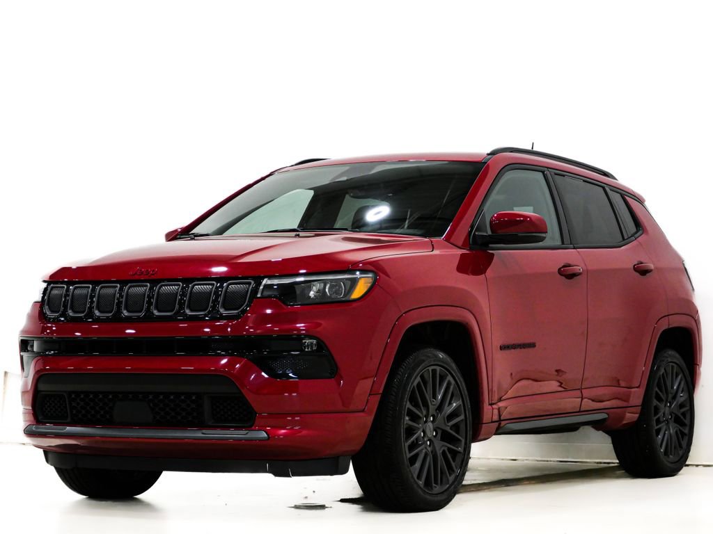 Used 2022 Jeep Compass Limited w/ (RED) Package image 3