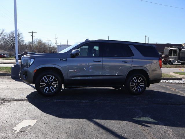 Used 2021 GMC Yukon AT4 w/ Technology Package image 4