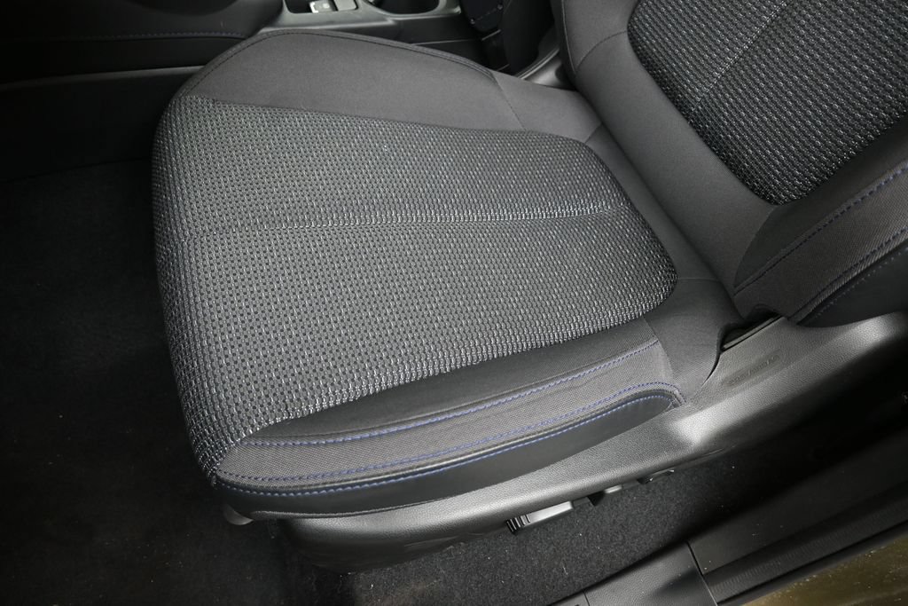 Certified 2025 Subaru Forester Premium AWD/4WD image 23