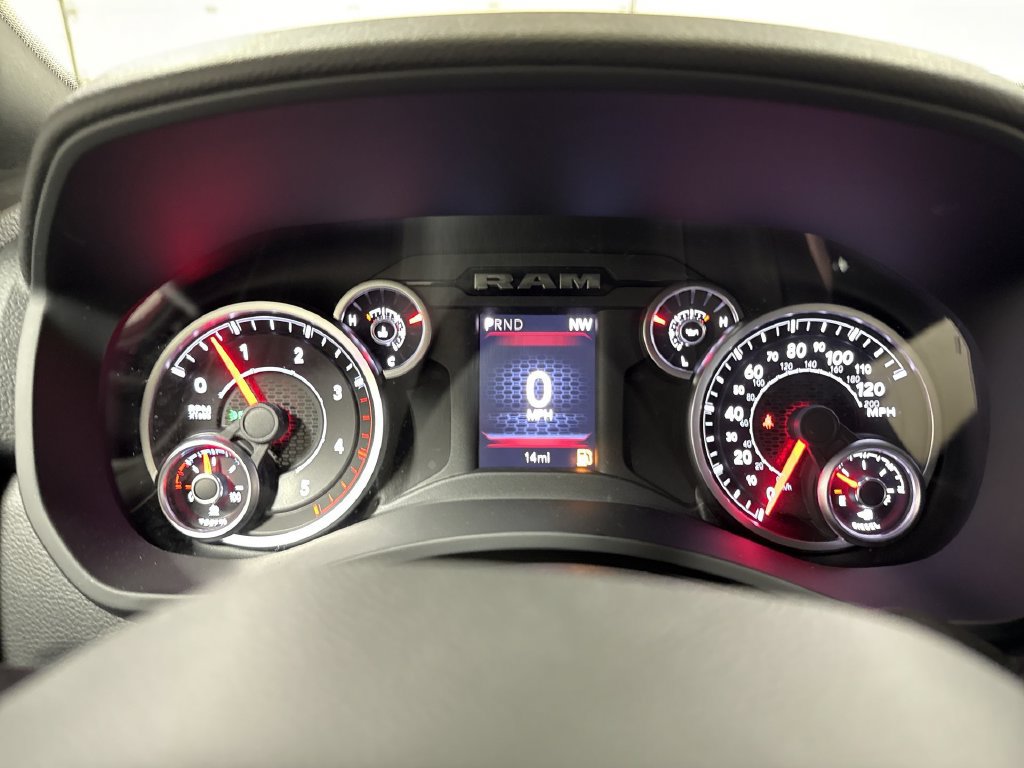 New 2026 RAM 3500 Big Horn AWD/4WD image 12