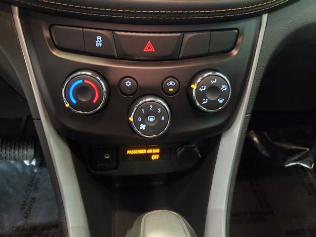 Used 2021 Chevrolet Trax LT w/ Driver Confidence Package image 19