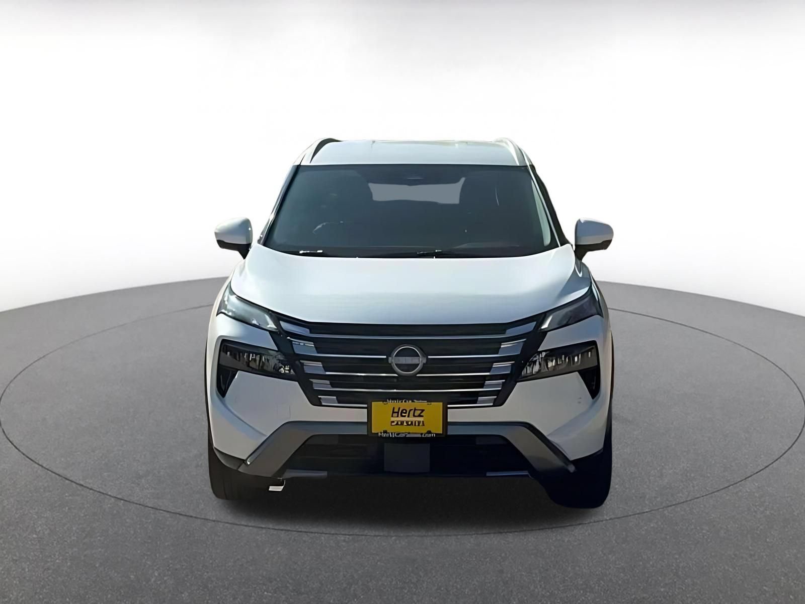 Used 2026 Nissan Rogue SL FWD image 4