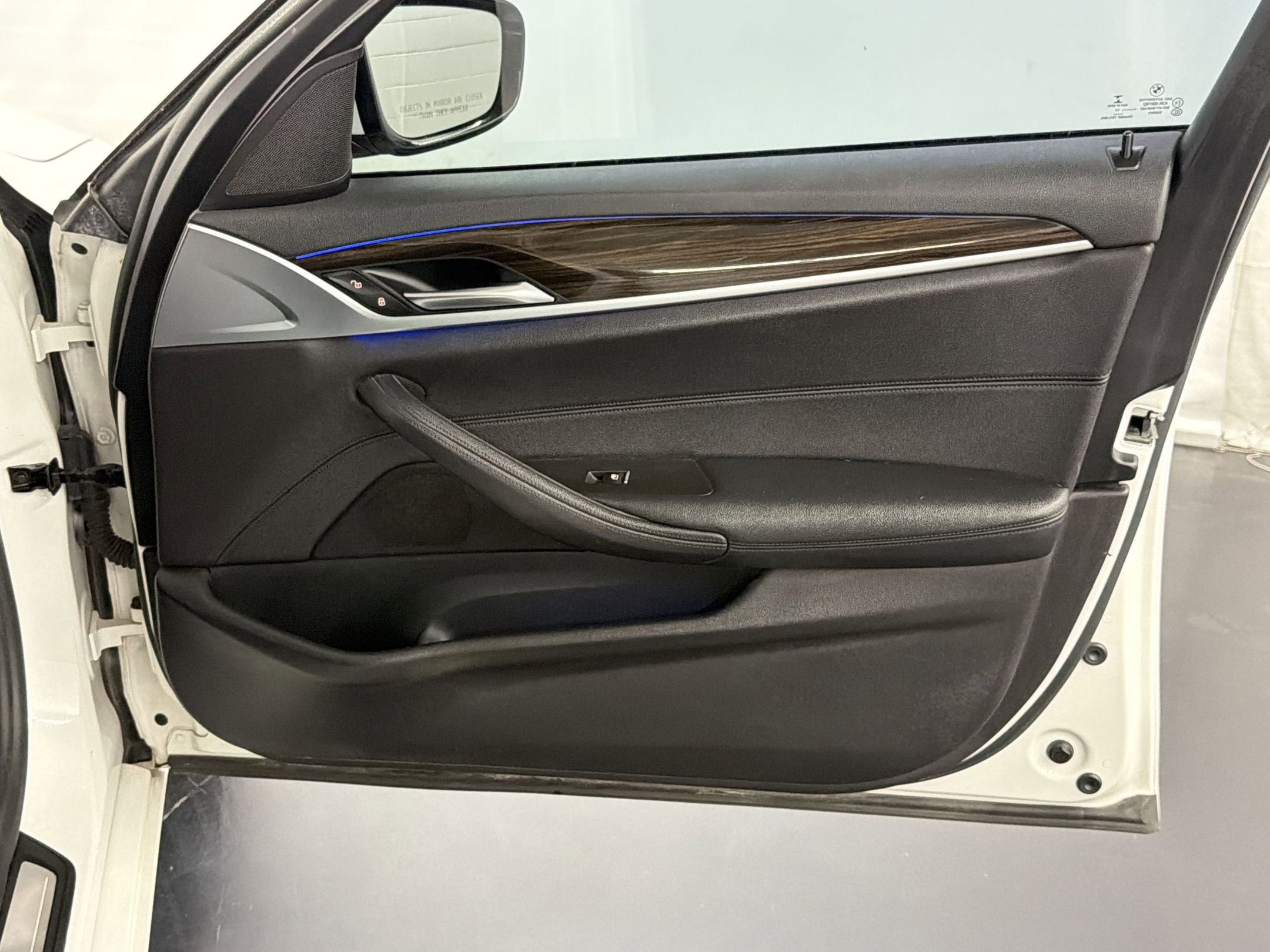 Used 2018 BMW 530e xDrive 530e xDrive iPerformance image 34