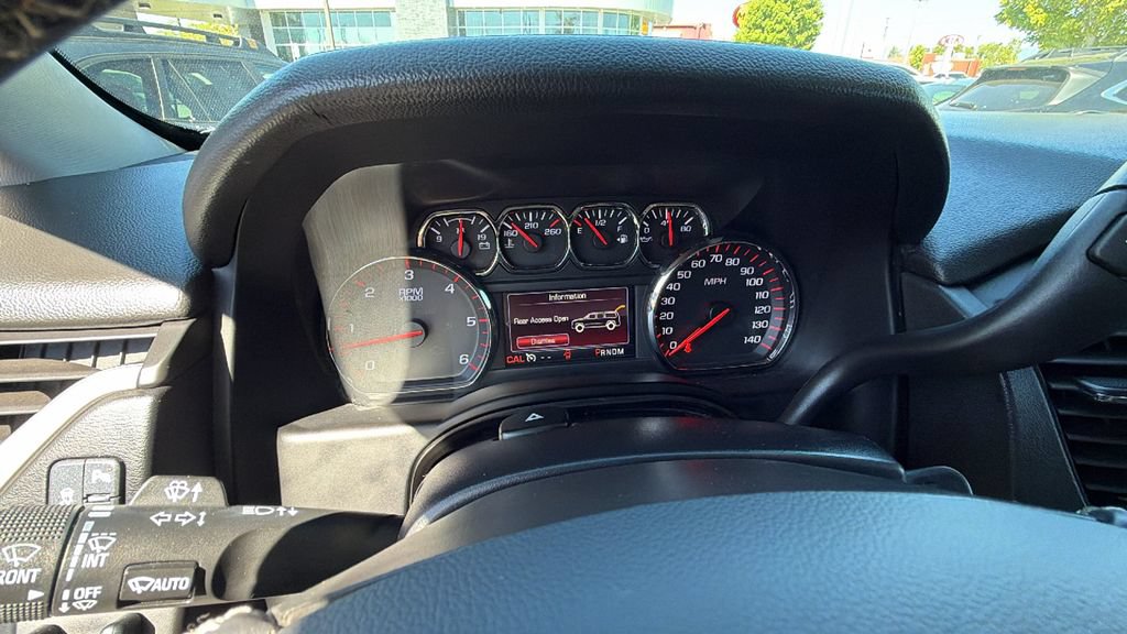 Used 2015 GMC Yukon SLE w/ Convenience Package AWD/4WD image 30