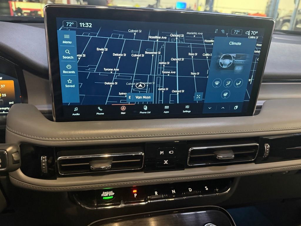 Used 2022 Lincoln Nautilus Reserve w/ Equipment Group 202A image 11