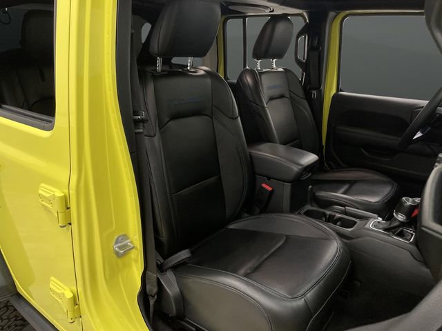 Used 2023 Jeep Wrangler Unlimited Rubicon 4xe image 30