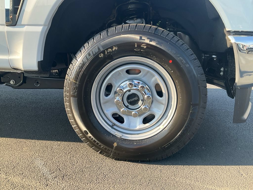 New 2026 Ford F250 XL AWD/4WD image 10