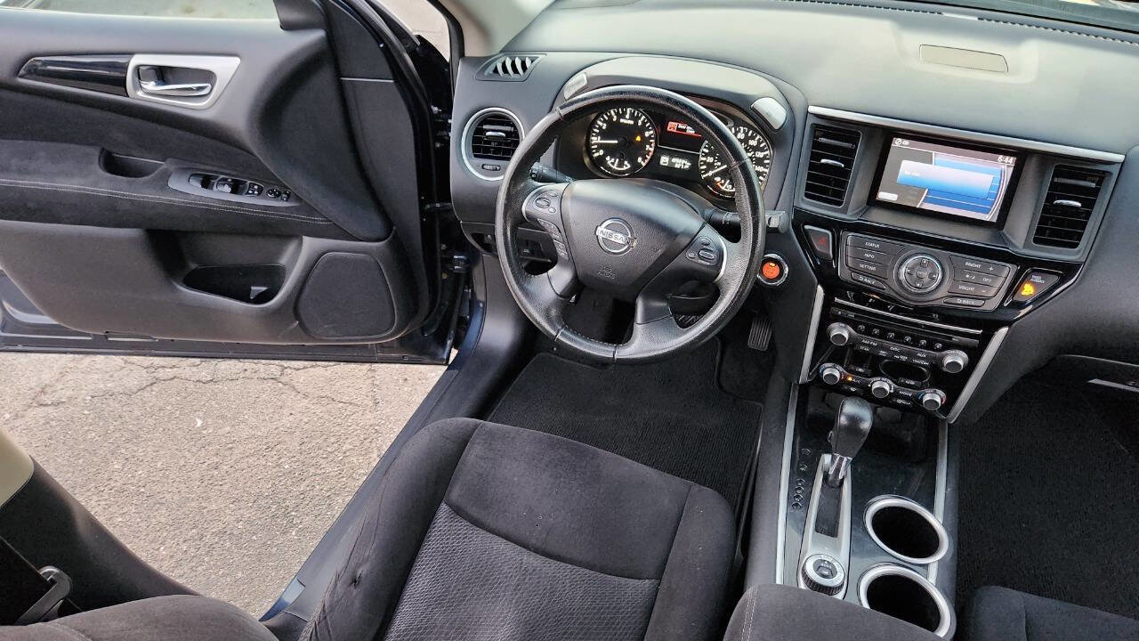 Used 2015 Nissan Pathfinder SV w/ Cargo Package AWD/4WD image 34