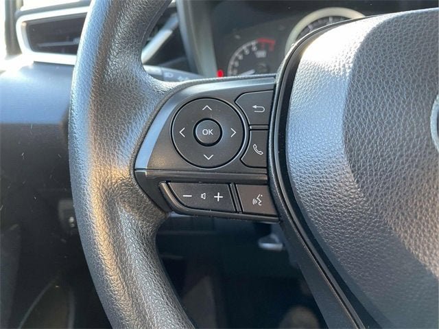 Used 2022 Toyota Corolla LE image 23