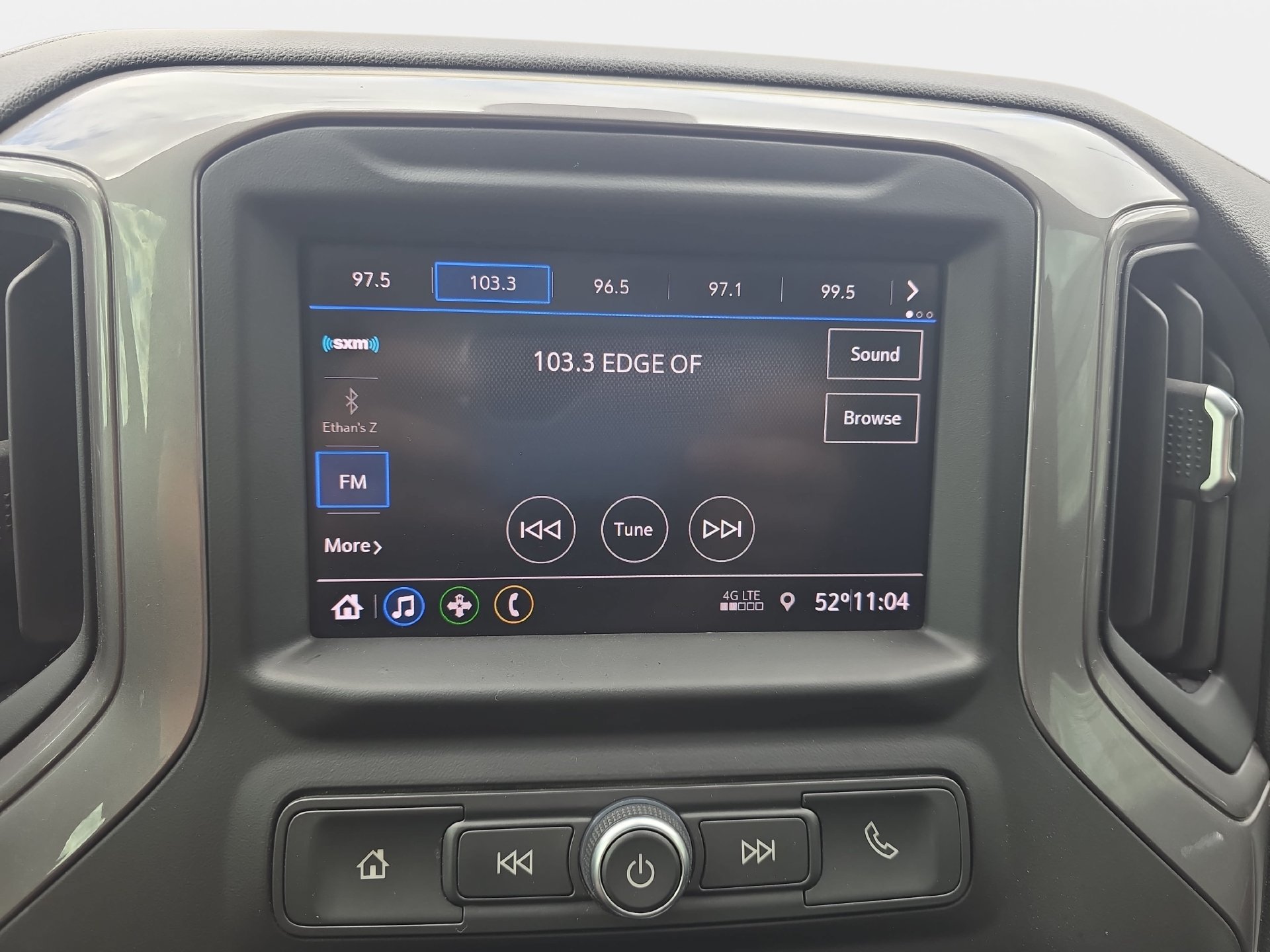 Used 2021 Chevrolet Silverado 2500 Custom w/ Custom Value Package AWD/4WD image 21